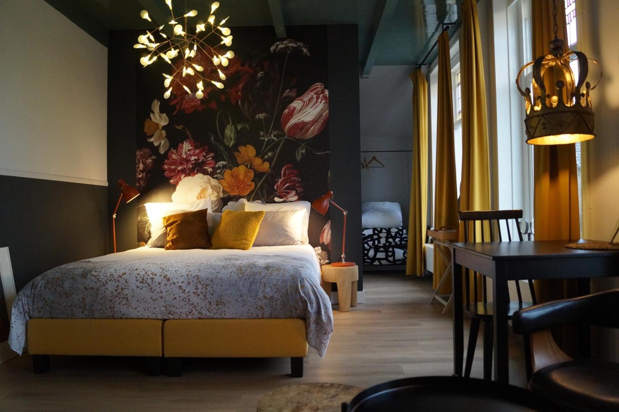 B&B Logeren Bij De Burgemeester Stad aan 't Haringvliet エクステリア 写真